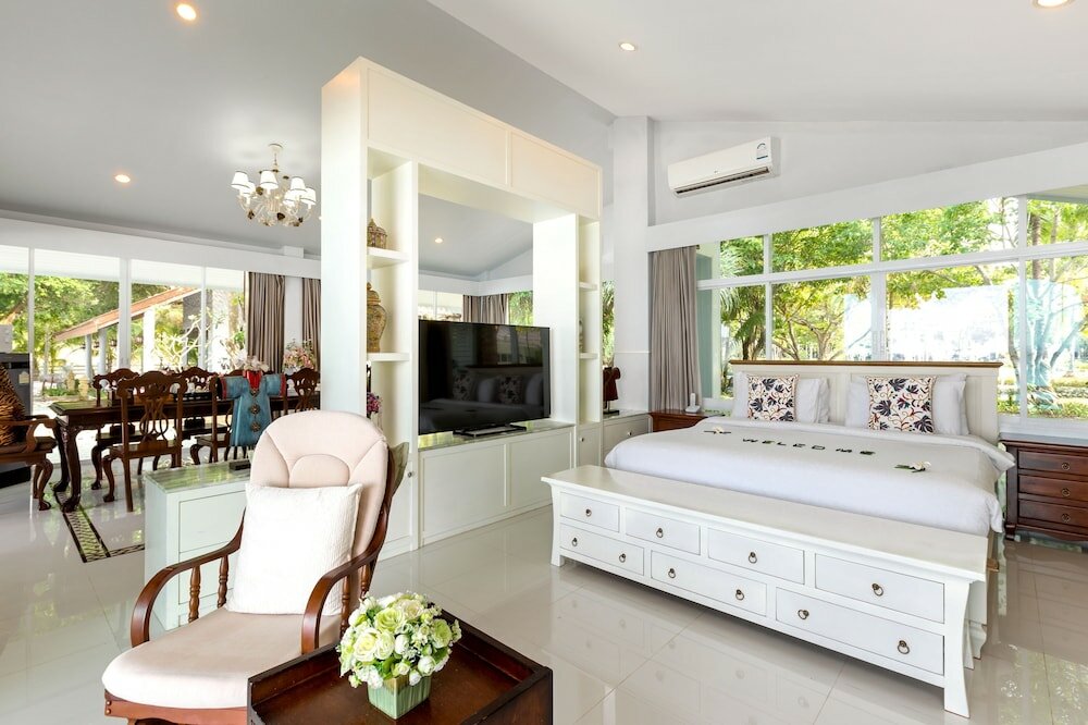 Фото Racha Island Resort by Rayaburi Group