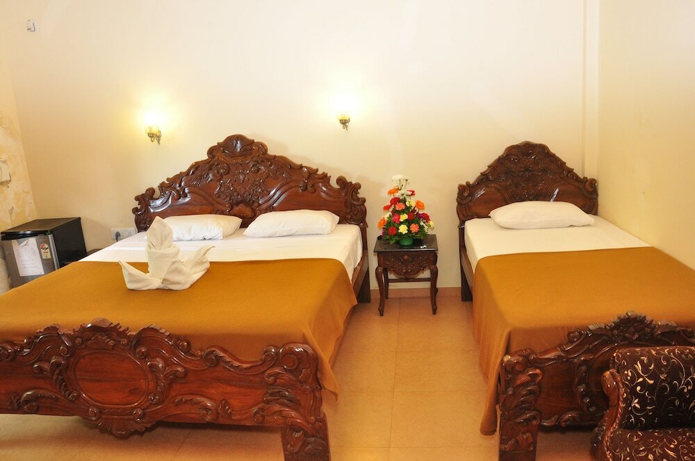 Фото Mayflower Beach Resort