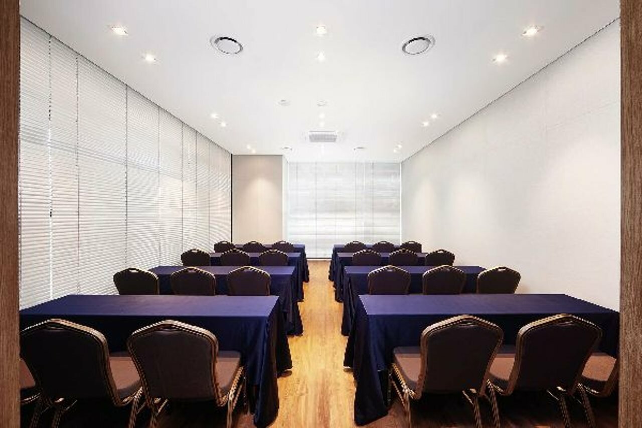 Фото Citadines Connect Hari Busan