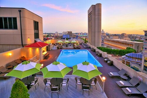 Внешний вид отеля The Colonnade Hotel Back Bay в Бостоне, фото 2