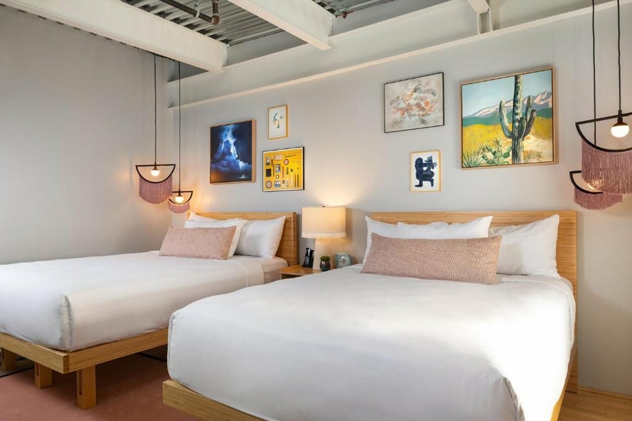 Фото Canvas Hotel Dallas