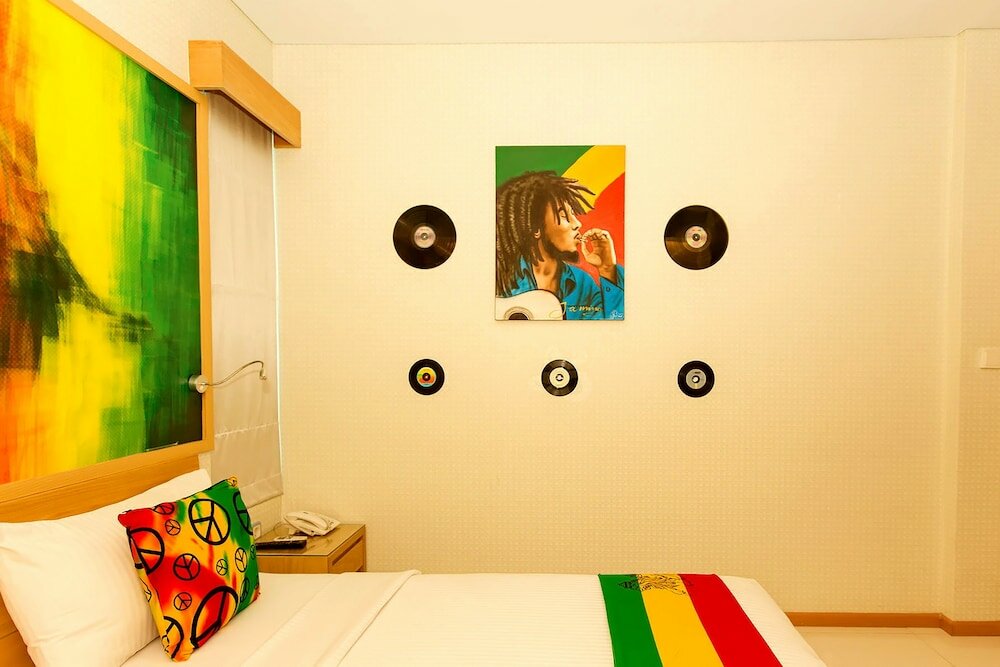 Фото Rhadana Hotel