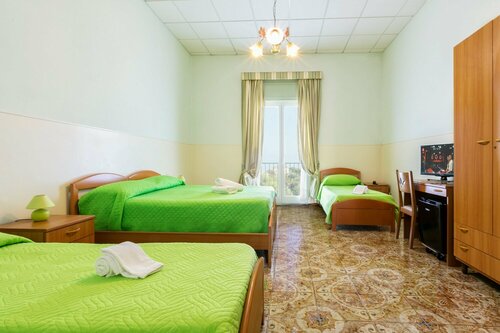 Гостиница Sisters Hostel