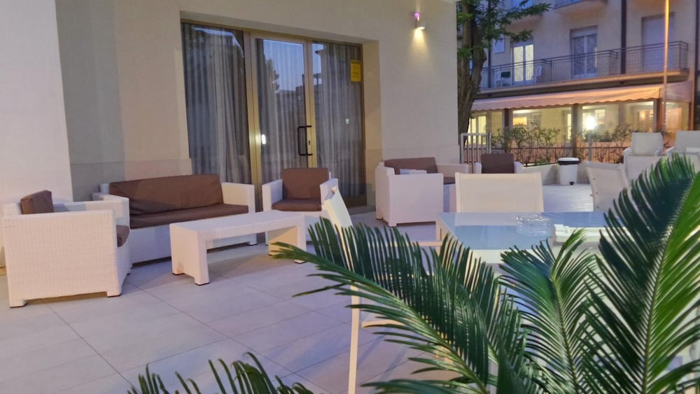 Фото Hotel Bergamo