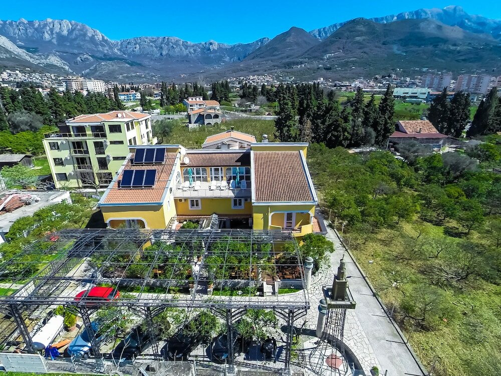 Фото Hotel Pharos