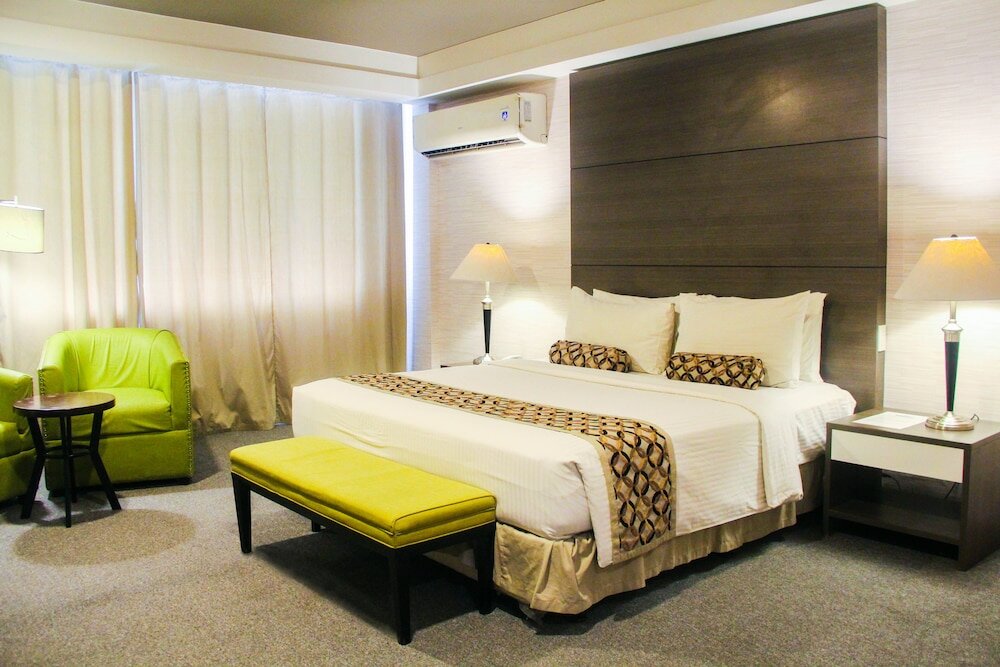 Фото 88 Courtyard Hotel