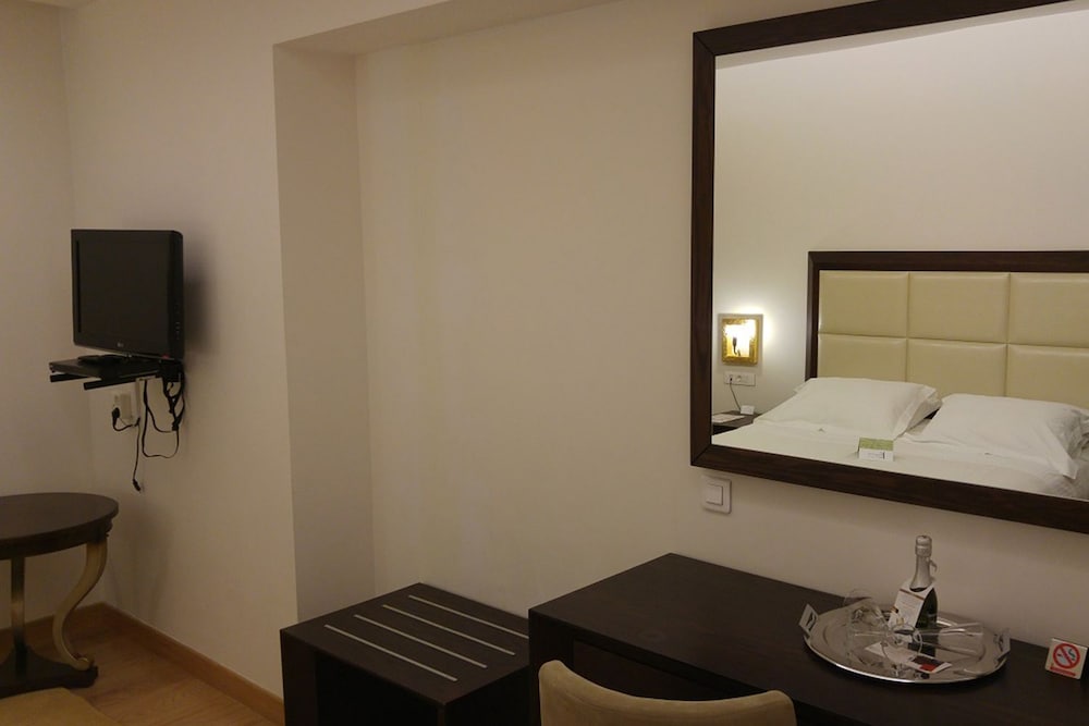 Фото Отель Kalavrita Canyon Hotel & Spa