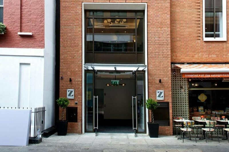 Гостиница The Z Hotel Tottenham Court Road в Лондоне