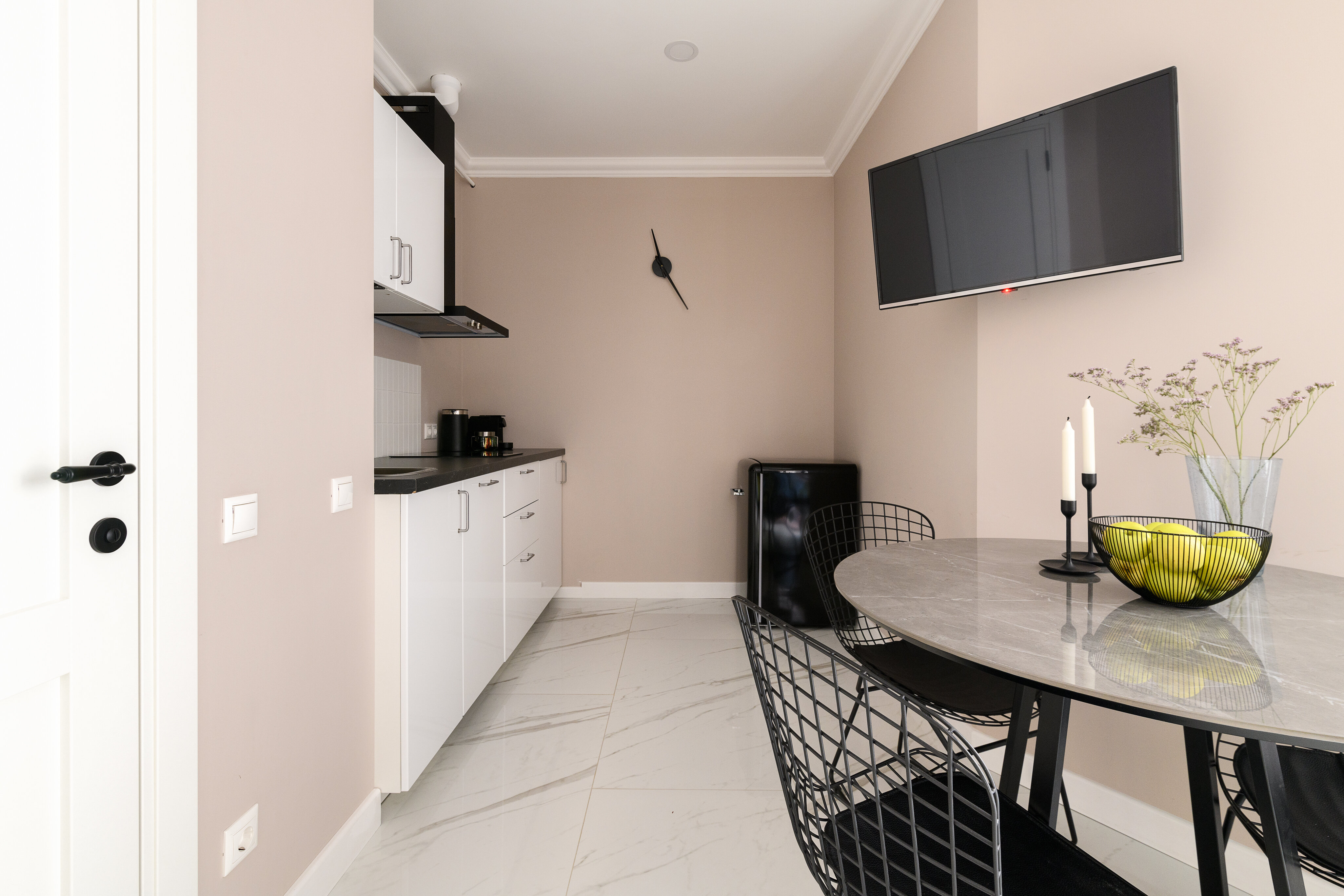 Фото Апартаменты на главной ресторанной улице