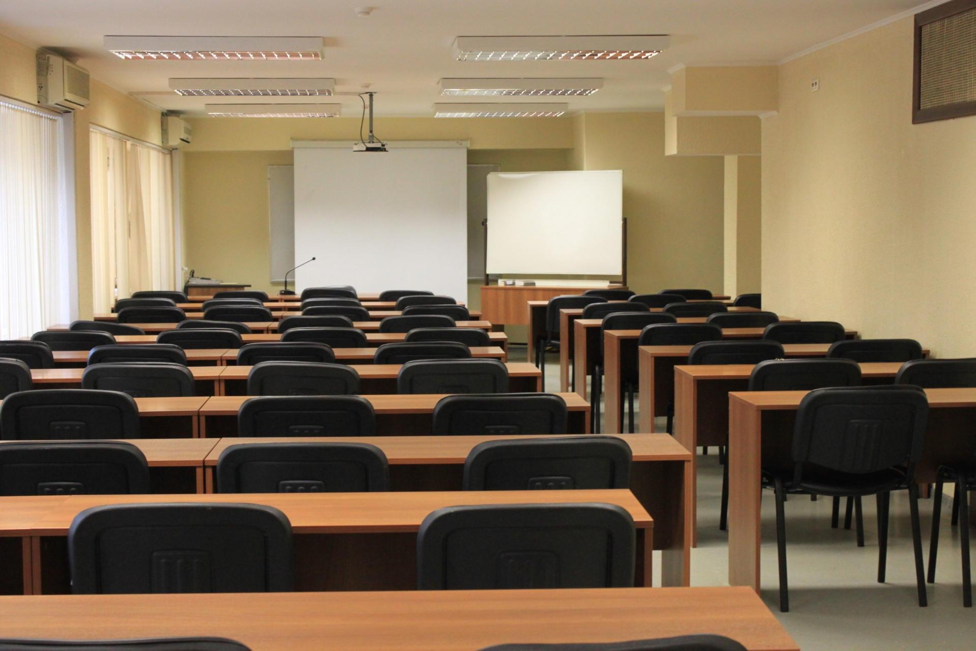 Фото Академическая