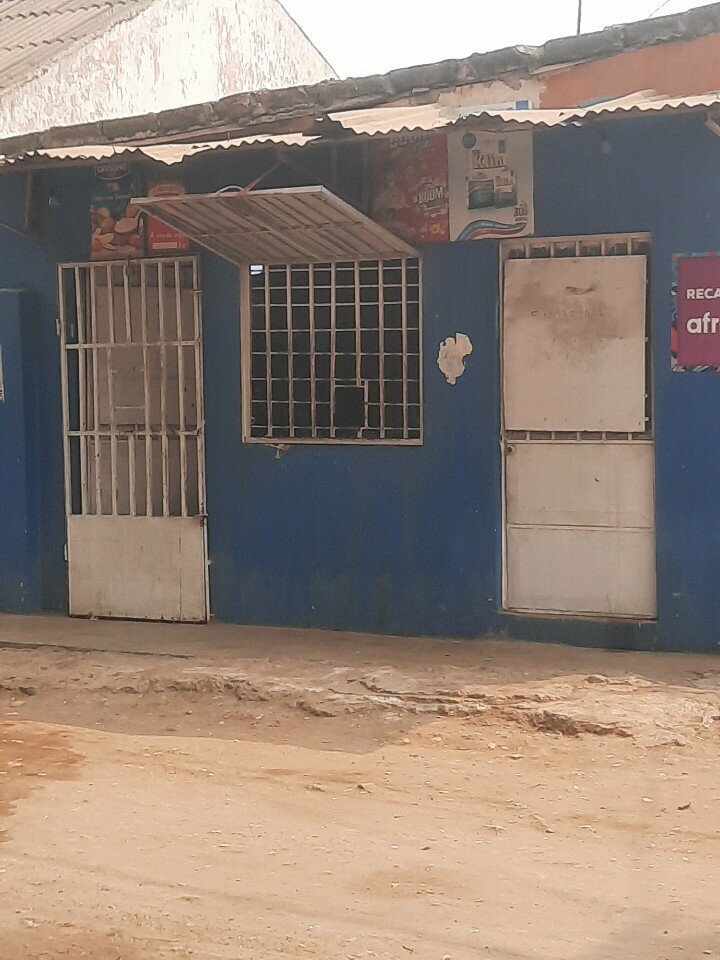 Grocery Cantina, Loanda, photo