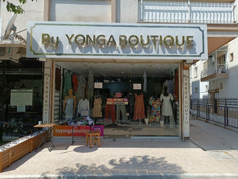 Clothing store Yongas Boutique, Izmir, photo