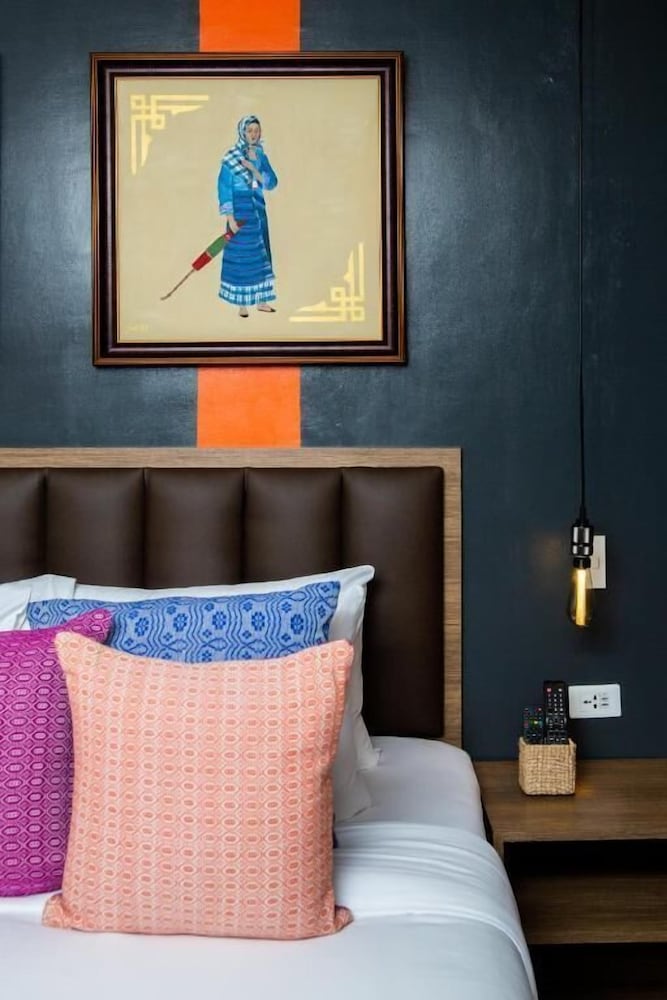 Фото Unwnd Flats Makati