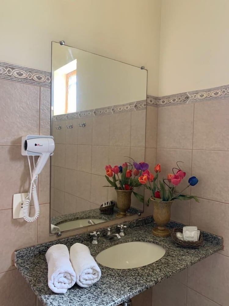 Фото Hotel Fazenda Estancia Reviver