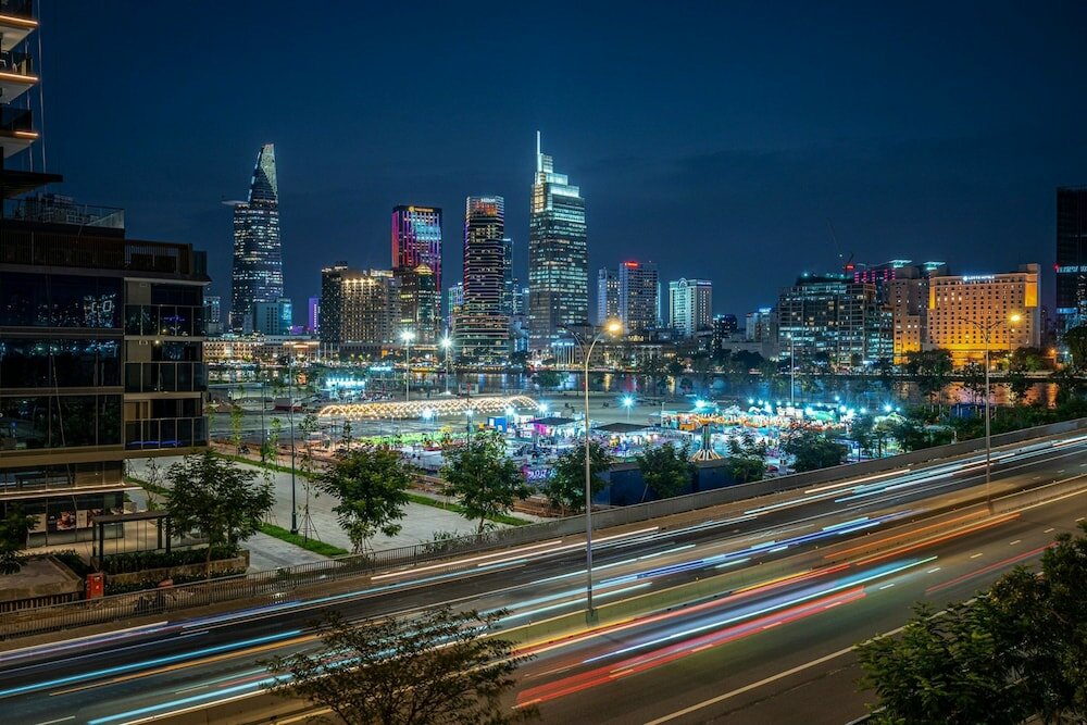 Фото Metropole Complex by Kvg Suite Apartment