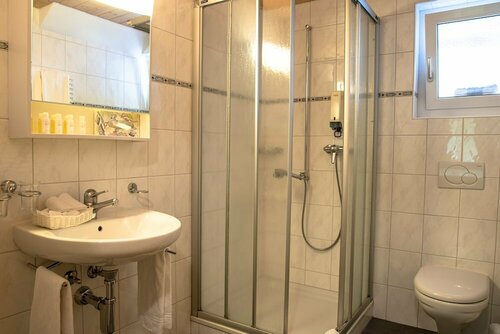 Гостиница Hotel Ermitage в Кандерштеге