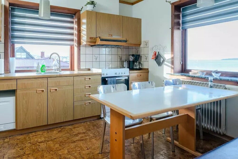 Фото 3 Bedroom Apartment Great Sea View Quiet