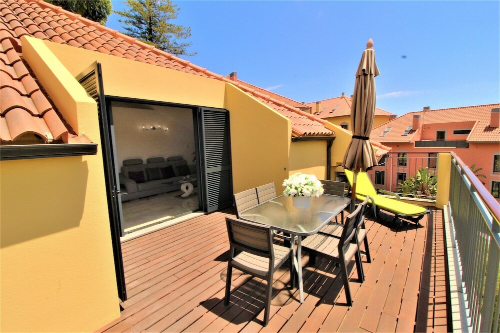 Фото Living Apartment With Private Pool, Jacuzzi and Gym