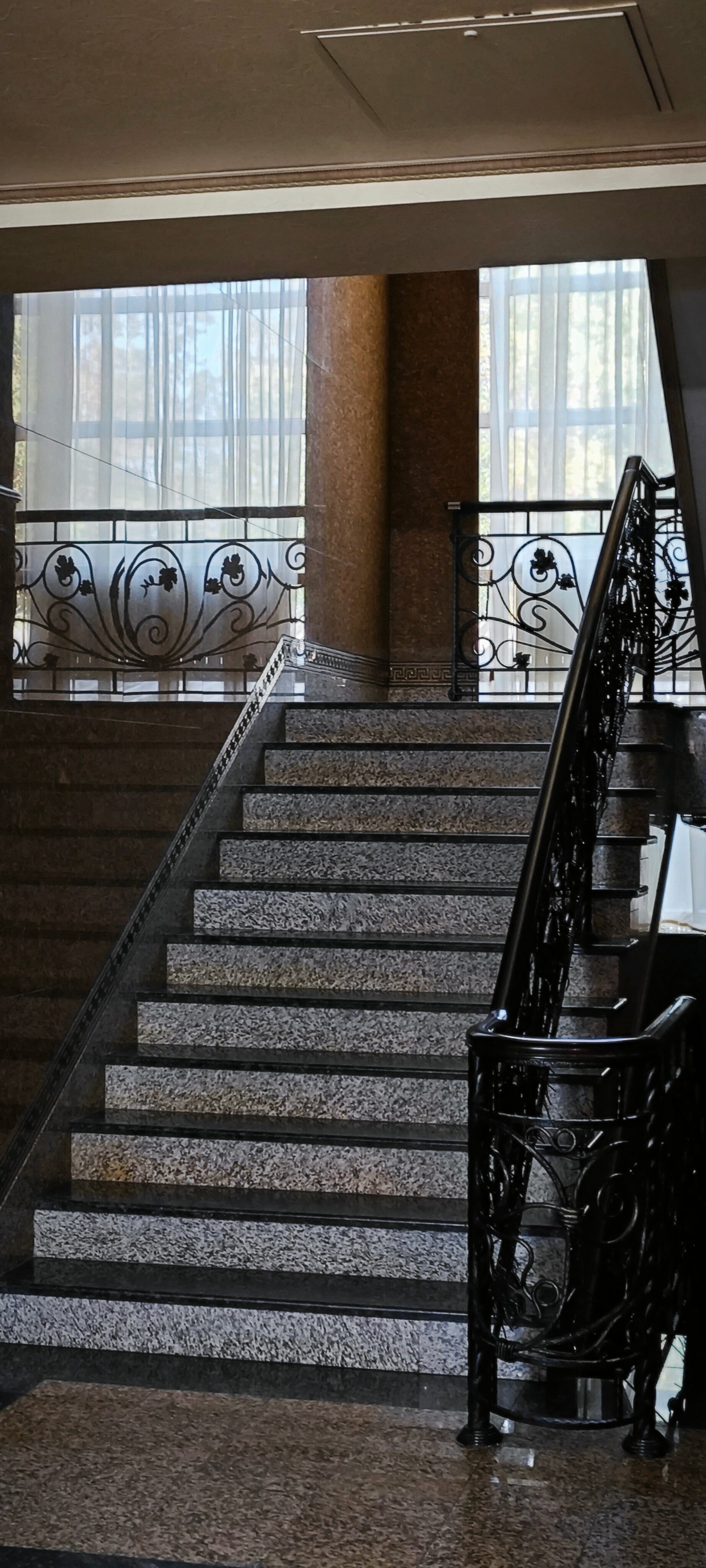 Фото Империя