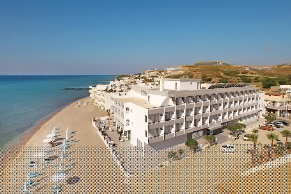 Фото Island Resorts Maya Beach