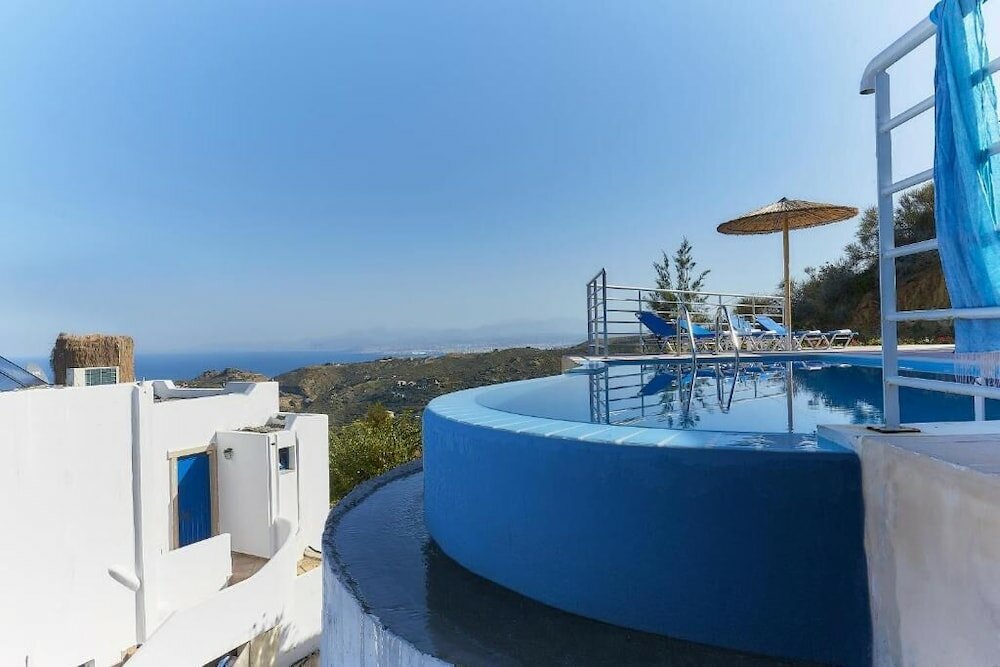 Фото Nymphes Luxury Apartments