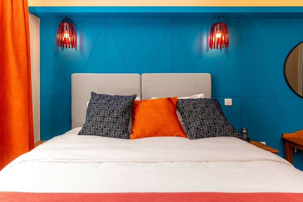 Фото Kyriad Avignon Palais Des Papes