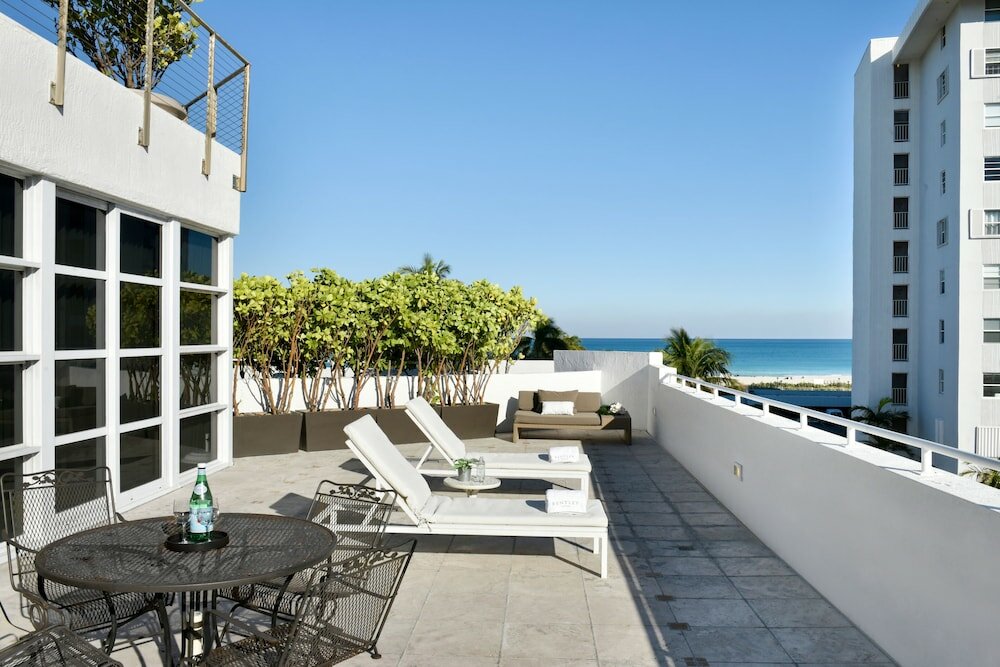 Фото Bentley South Beach