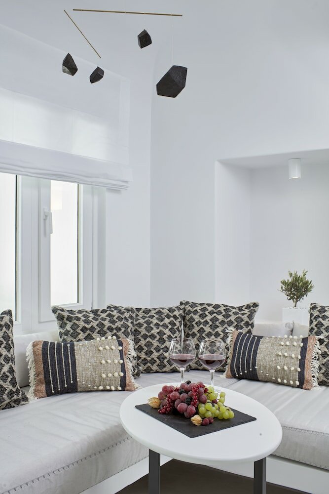 Фото Cosmopolitan Suites