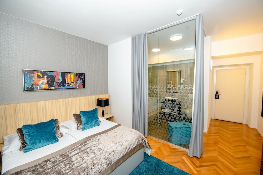 Фото Urban Boutique Hotel