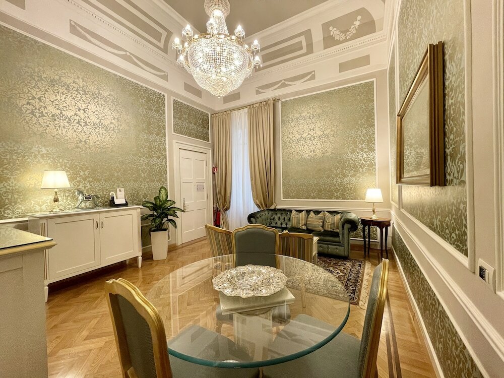 Фото Palazzo Monga Boutique Guesthouse