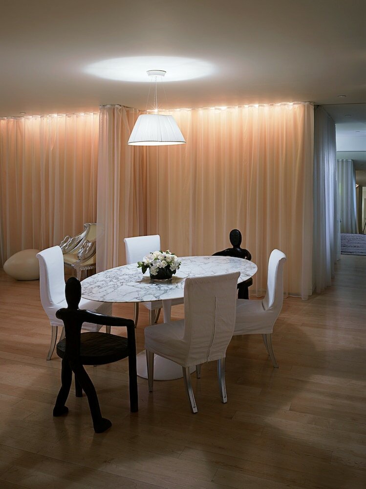 Фото Sanderson London