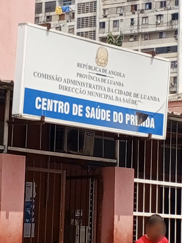 Polyclinic for adults Centro de Saúde do Prenda, Loanda, photo