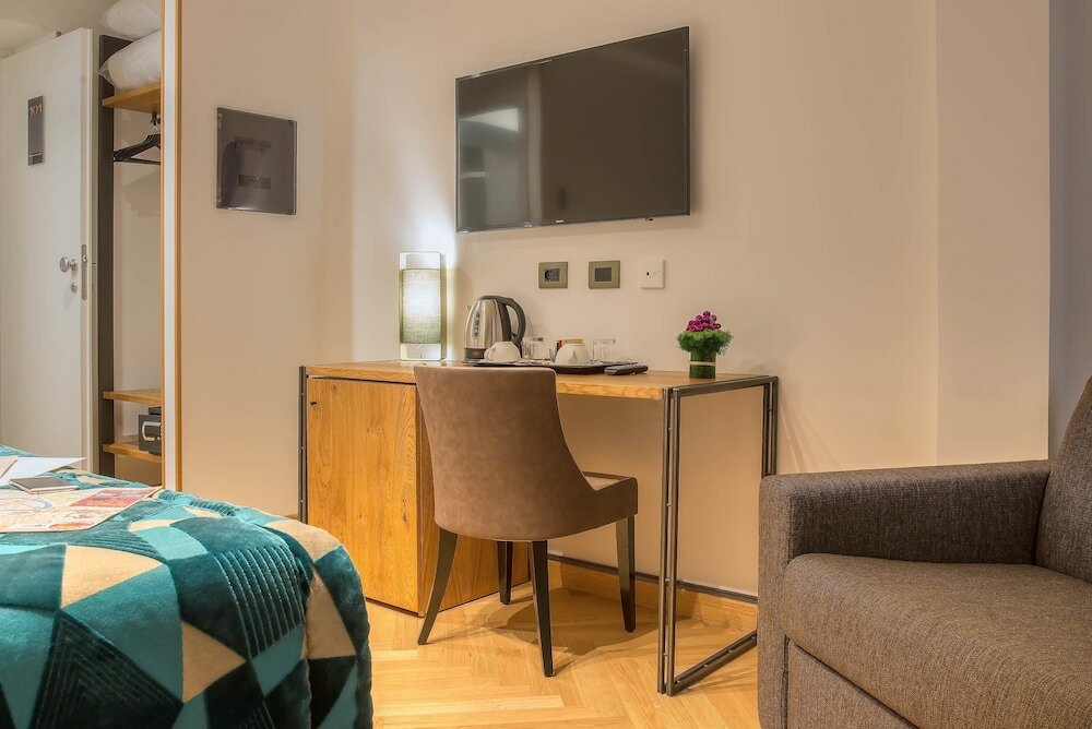 Фото Navona Essence Hotel