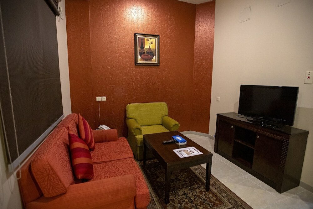 Фото Al Raha Hotel Suites