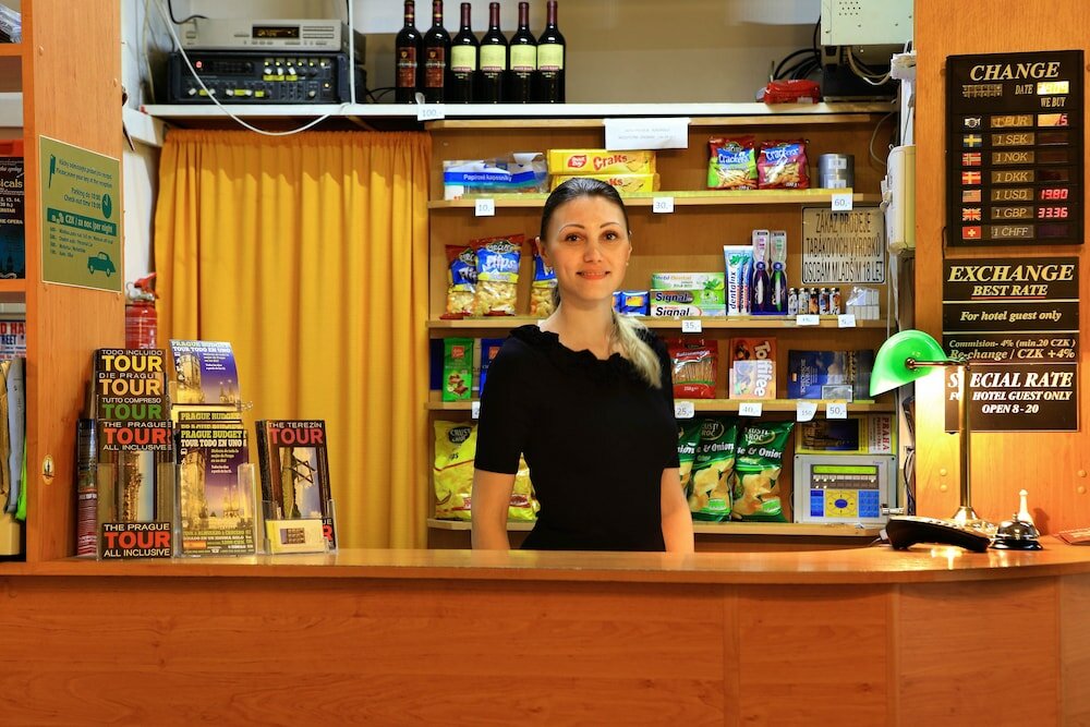 Фото Hotel Golden City Garni