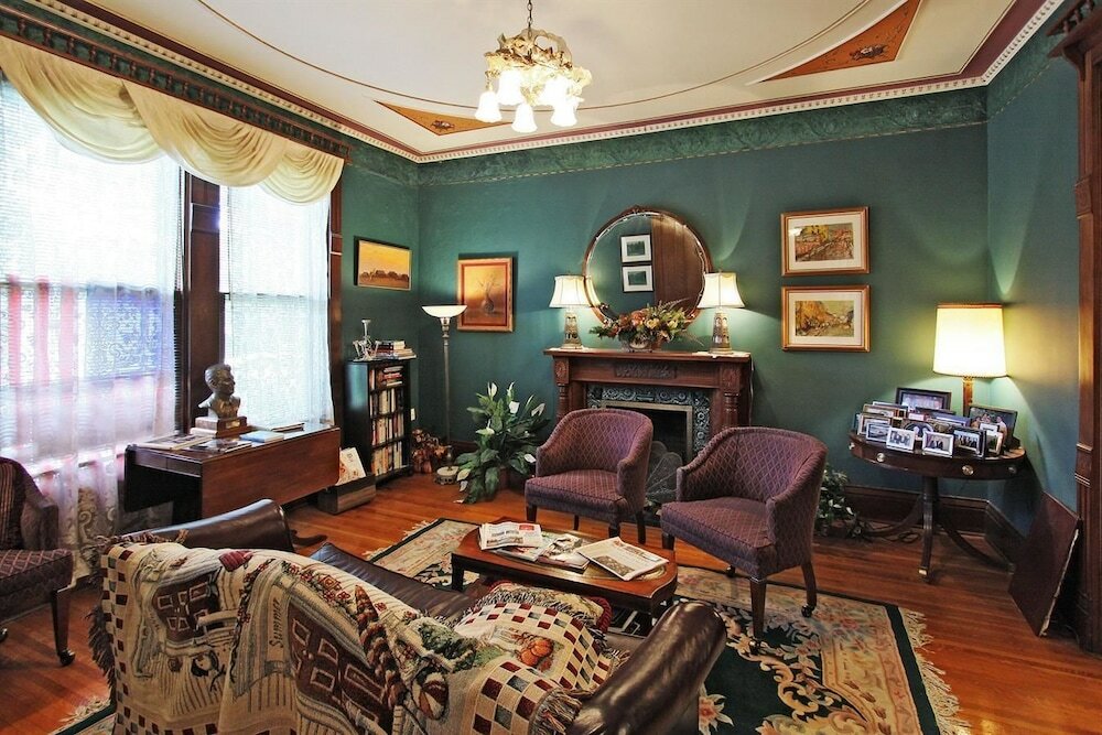 Фото Old Northside Bed & Breakfast