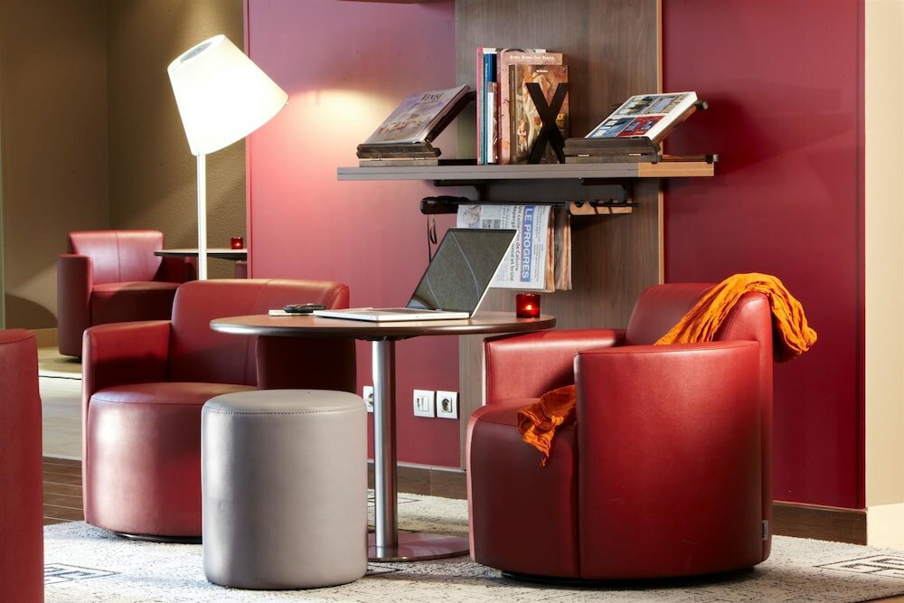 Фото Campanile Lyon Centre - Gare Part Dieu