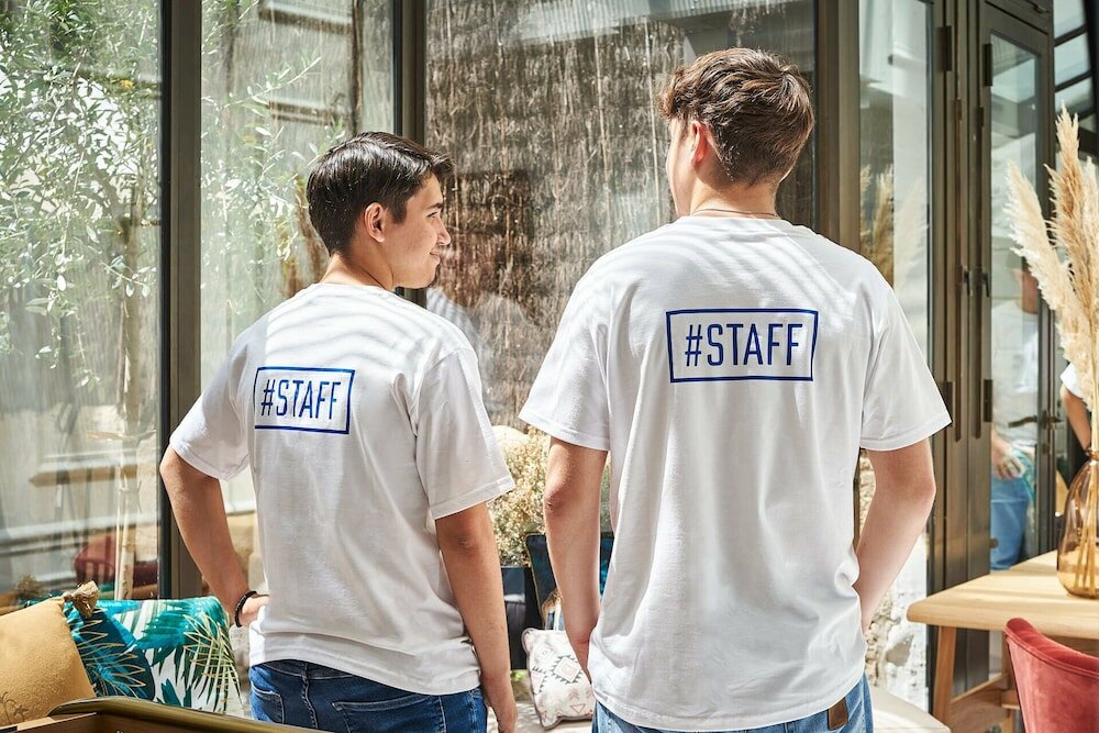 Фото Hotel Cervantes by Happyculture