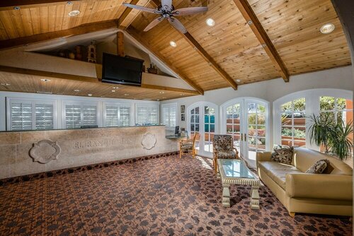 Гостиница Sfo El Rancho Inn SureStay Collection by Best Western в Милбро