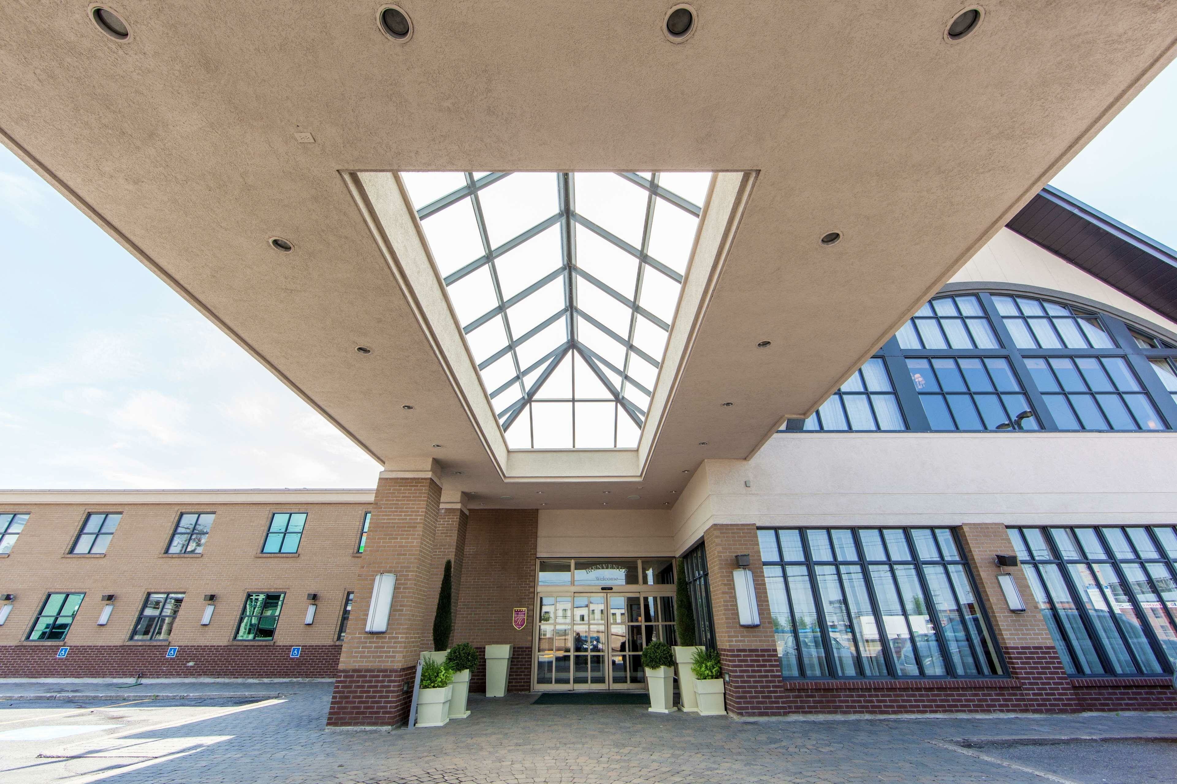 Фото Radisson Hotel Montreal Airport