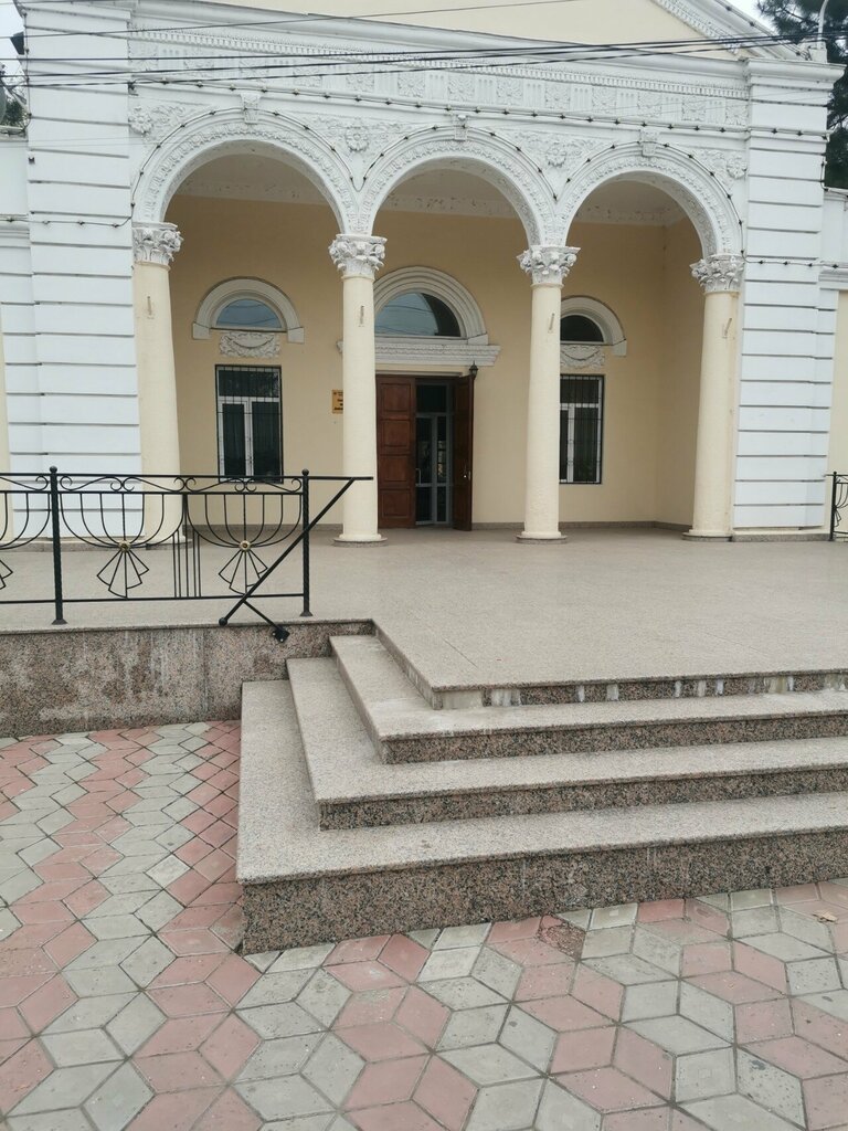 Дом культуры Club Cultural din or. Ialoveni, Яловень, фото