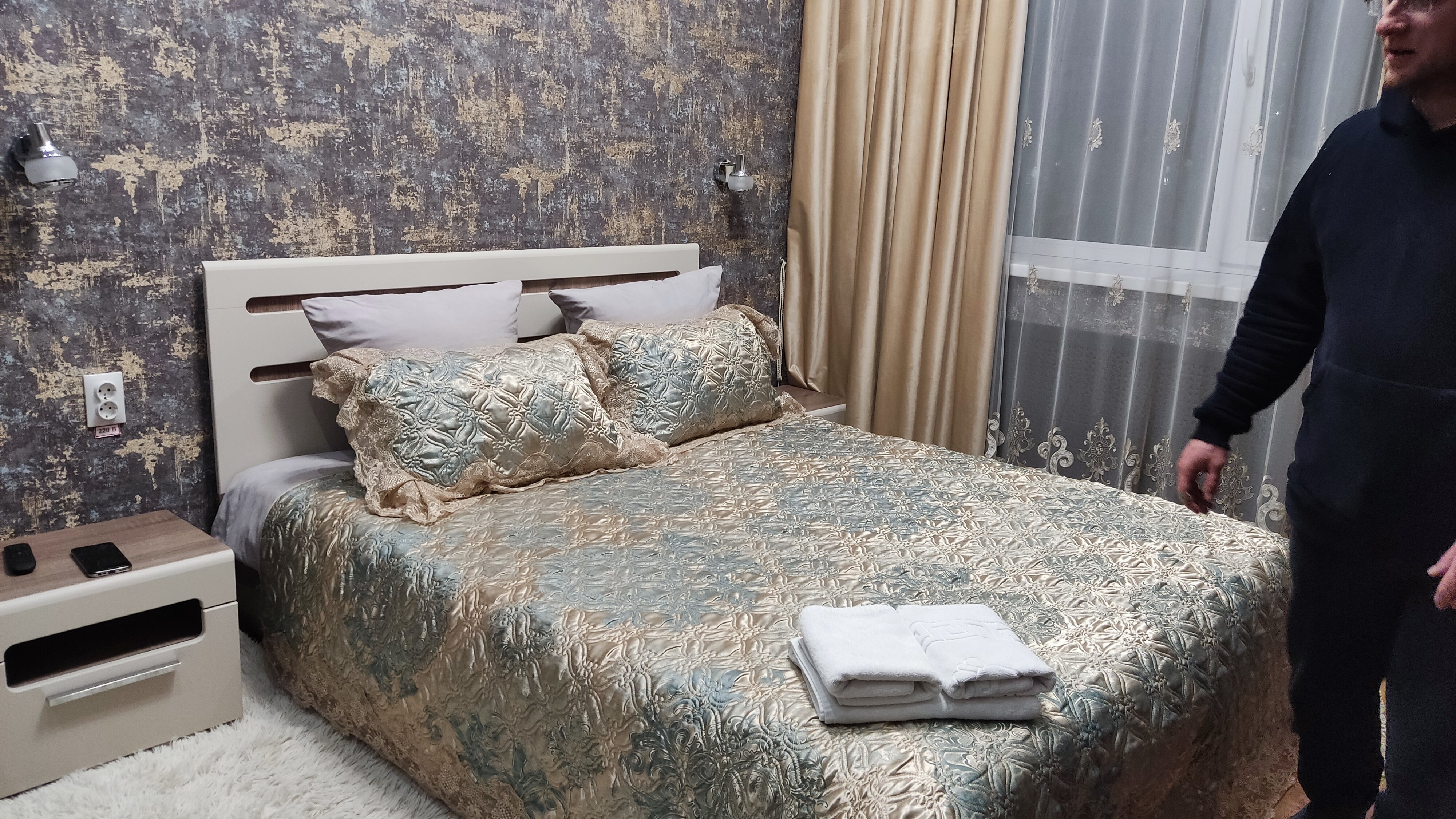 Фото Отель Люкс