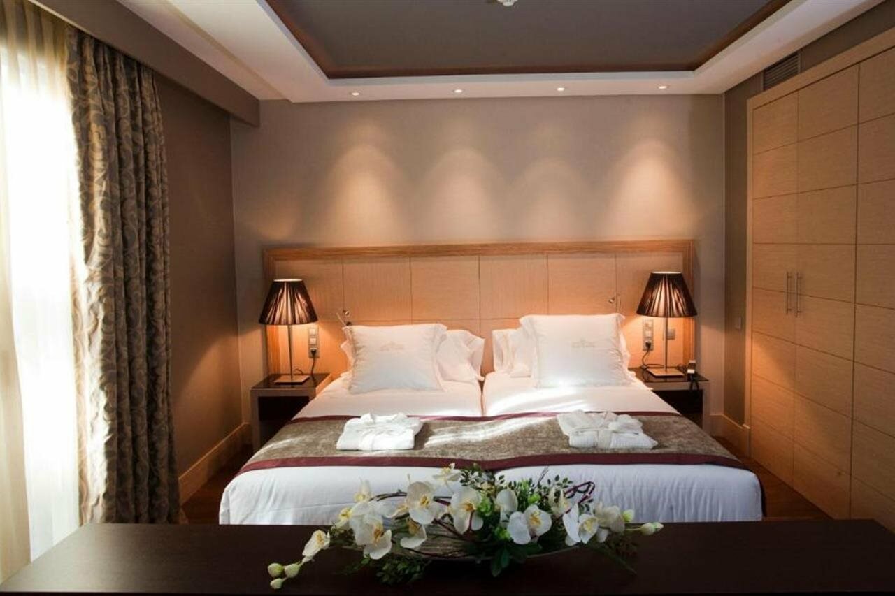 Фото Отель Nexus Valladolid Suites & Hotel