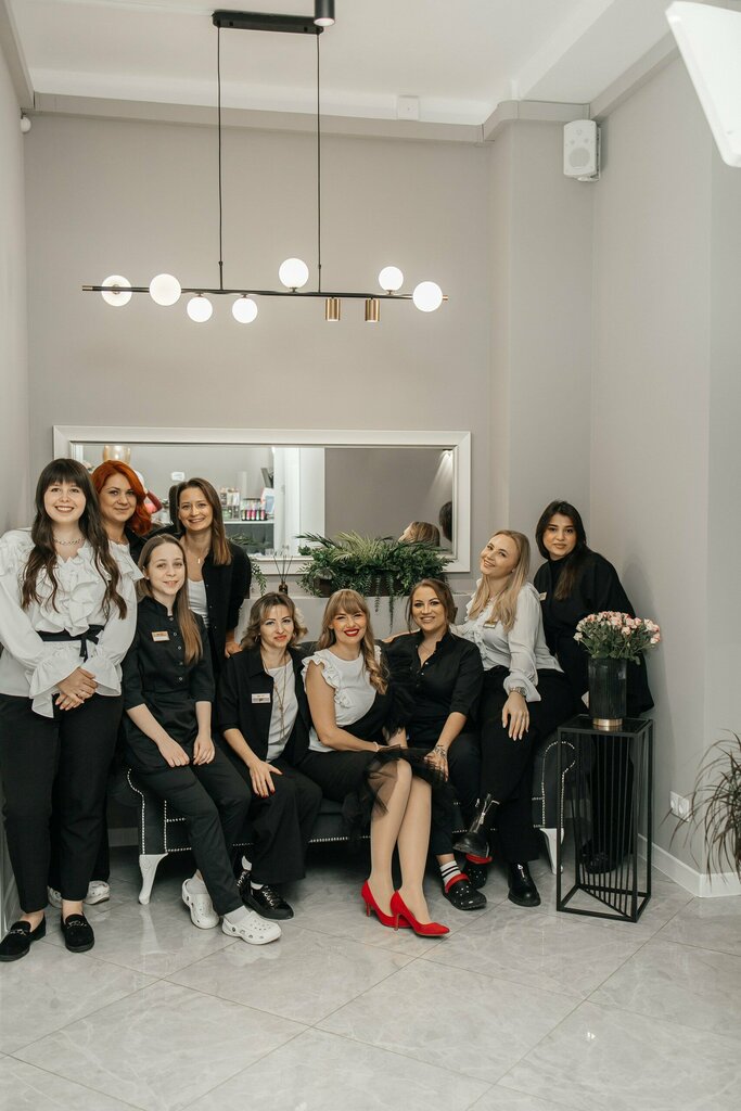 Salón de belleza Semeinaya studiya krasoti Familiny, , foto