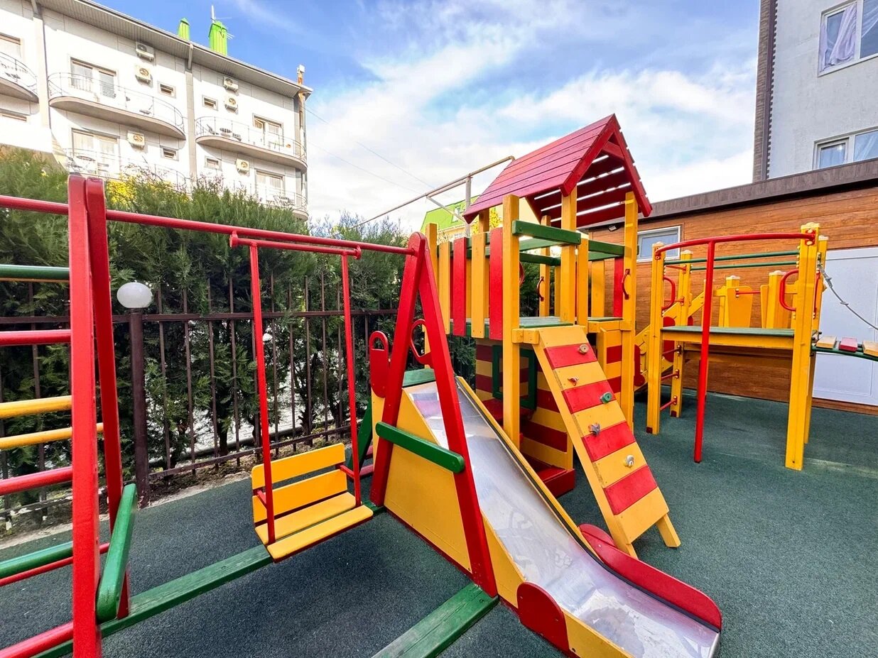 Фото отеля 3