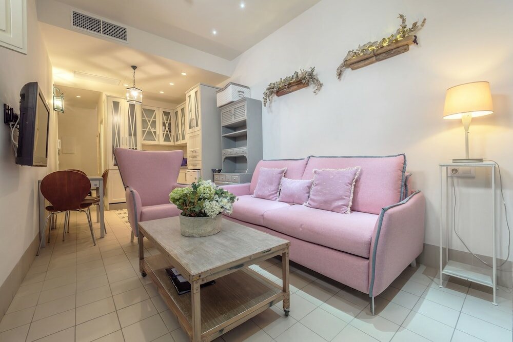 Фото Apartasuites Alberca