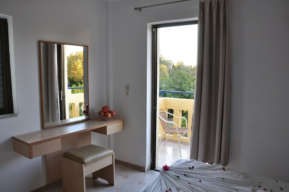 Фото Angelos Studios