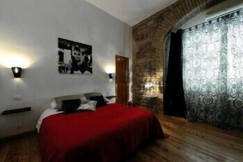Гостиница Caesar's Rooms в Риме