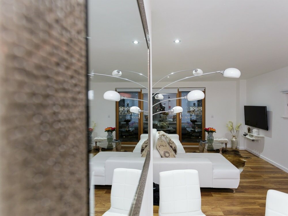 Фото Live in Leeds Sky Penthouse