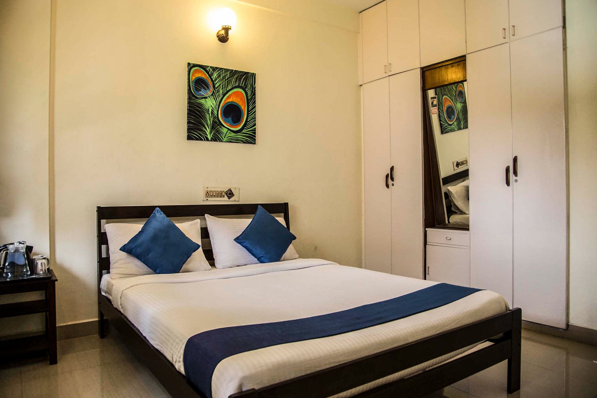 Фото Oyo Flagship 488 Nungambakkam-Apollo Hospital